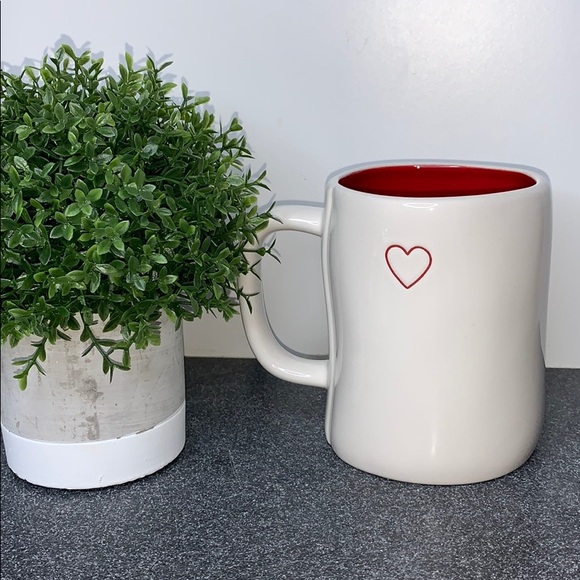 Rae Dunn Valentine’s Day Heart Mug - Picture 2 of 4